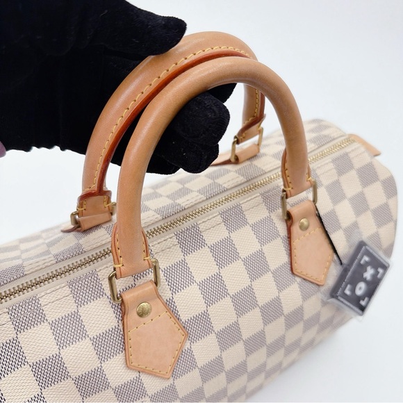 Pre-owned Louis Vuitton canvas Crossbody Bags
Damier Azur Speedy 30(MB1172) - Picture 6 of 11